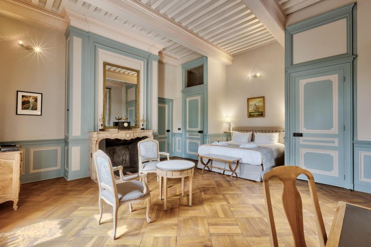 Kasteliades, Chateau De Burnand Екстериор снимка